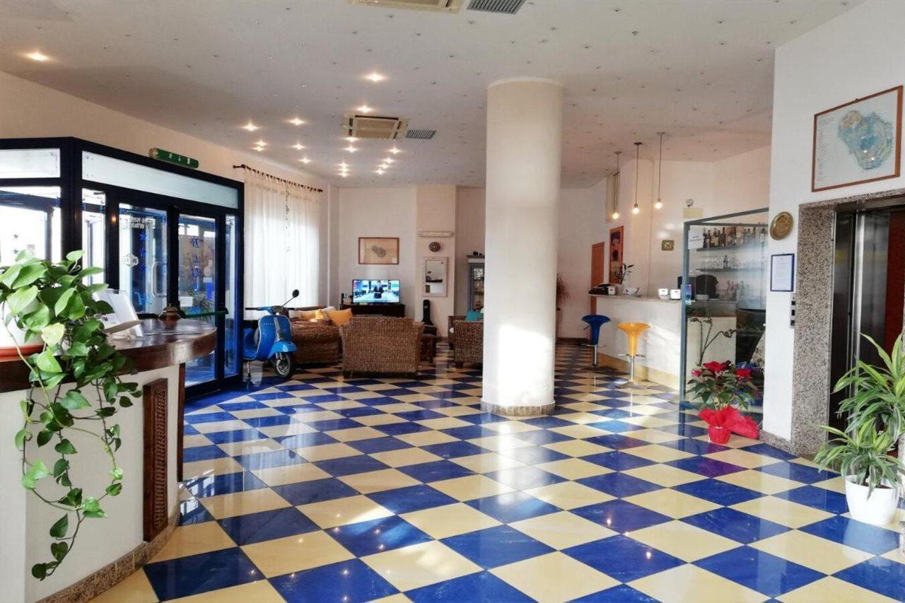 Blue Moon Hotel 판텔레리아 외부 사진